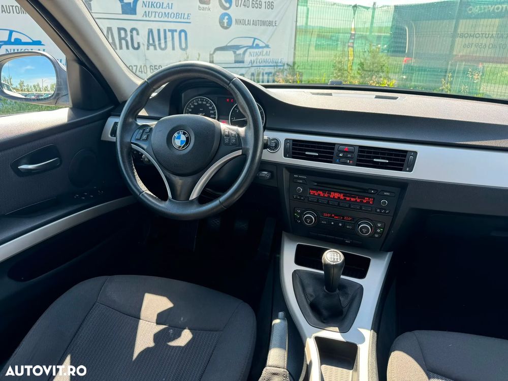 BMW Seria 3 318i - 6