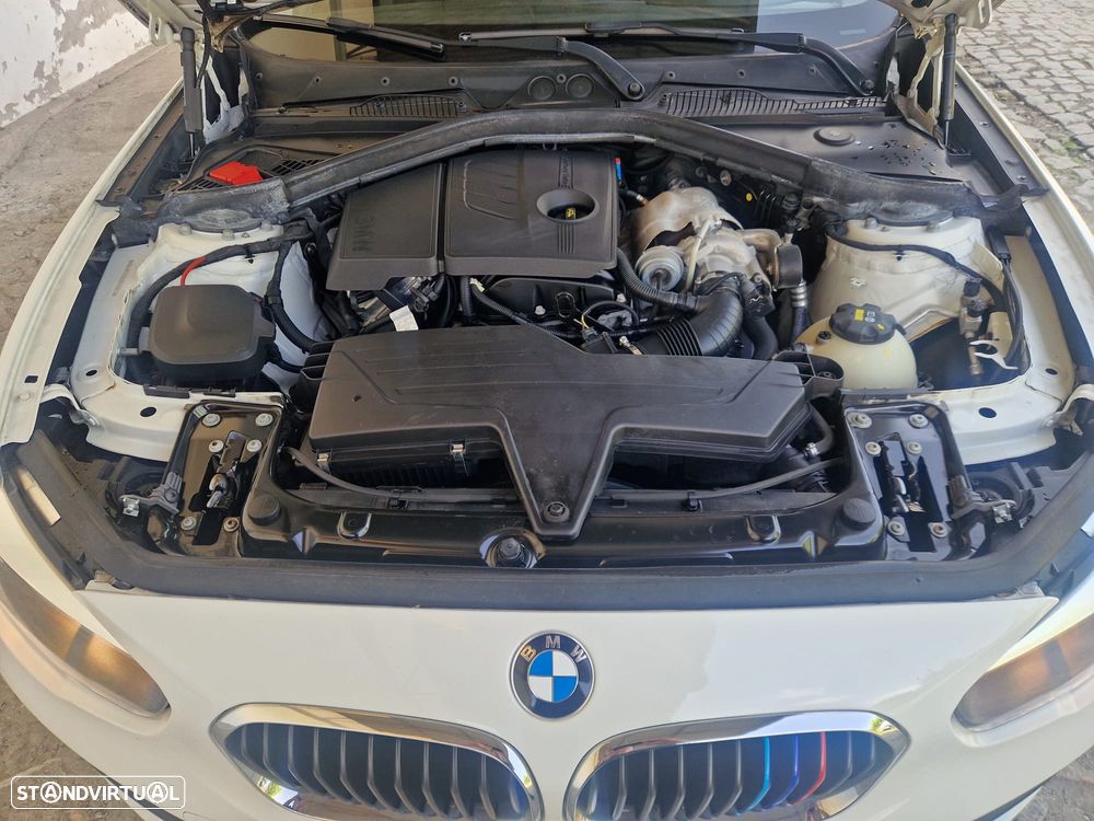 BMW 118 i Line Urban - 11