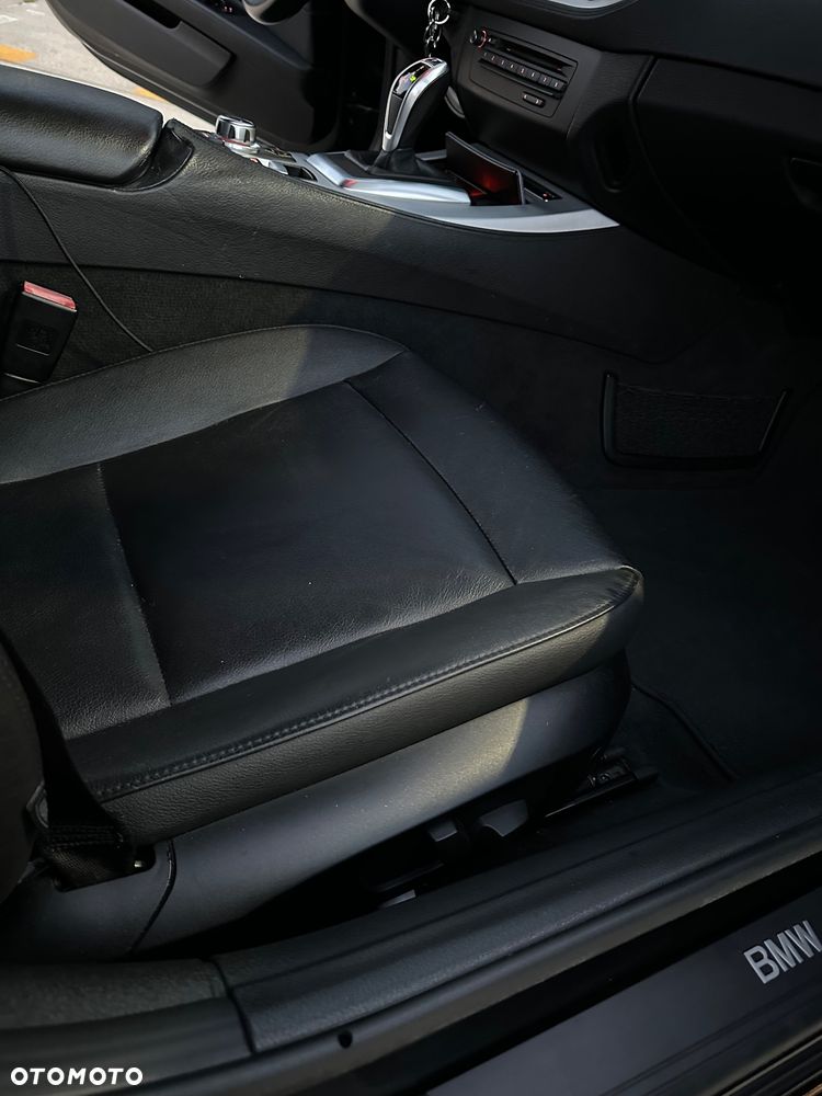 BMW Z4 sDrive20i - 28