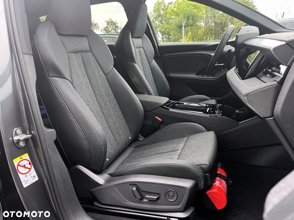 Audi Q6 e-tron - 23