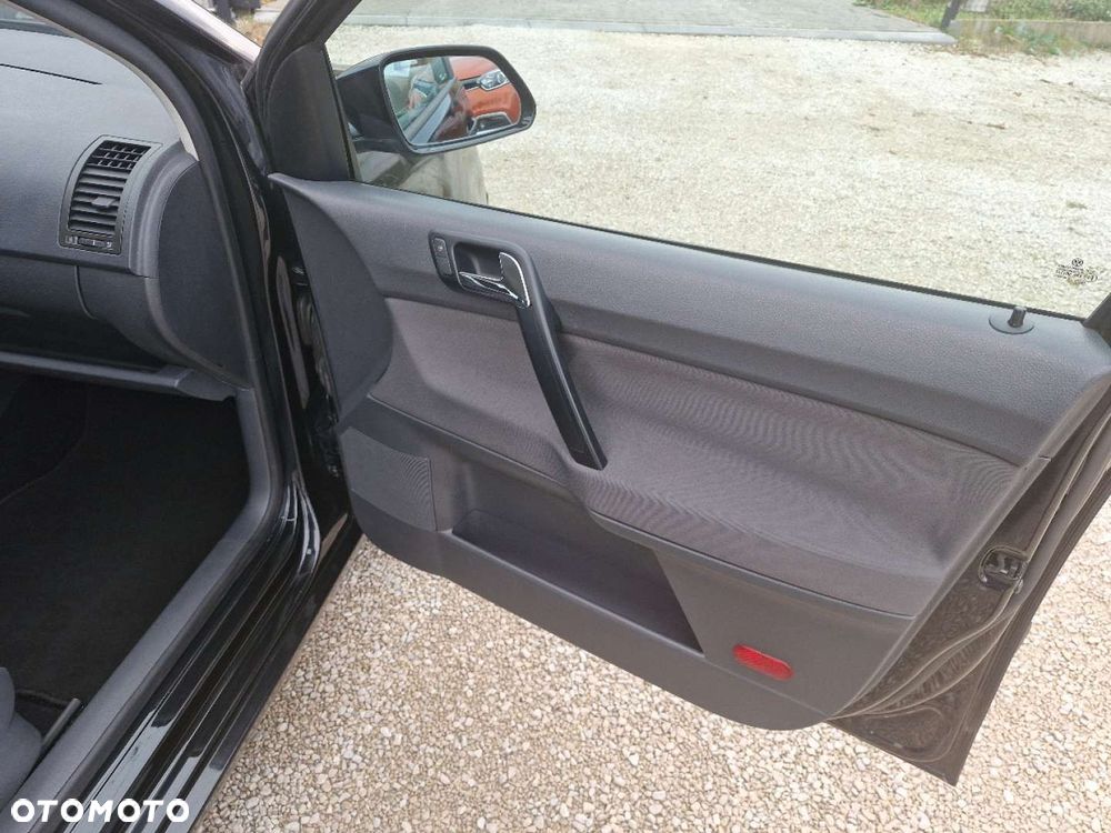 Volkswagen Polo - 22