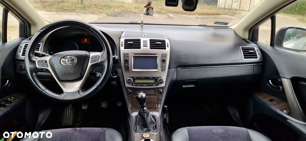 Toyota Avensis 1.8 Premium EU5 - 7