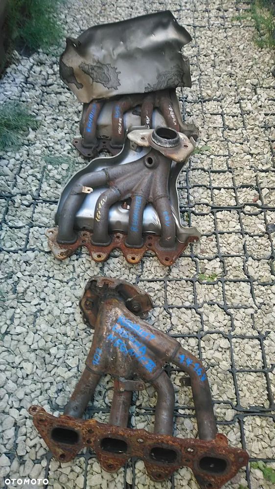 RENAULT KOLEKTOR WYDECHOWY - 4