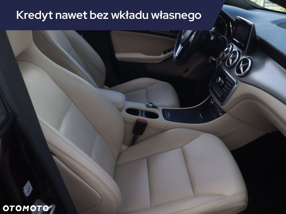 Mercedes-Benz CLA - 11