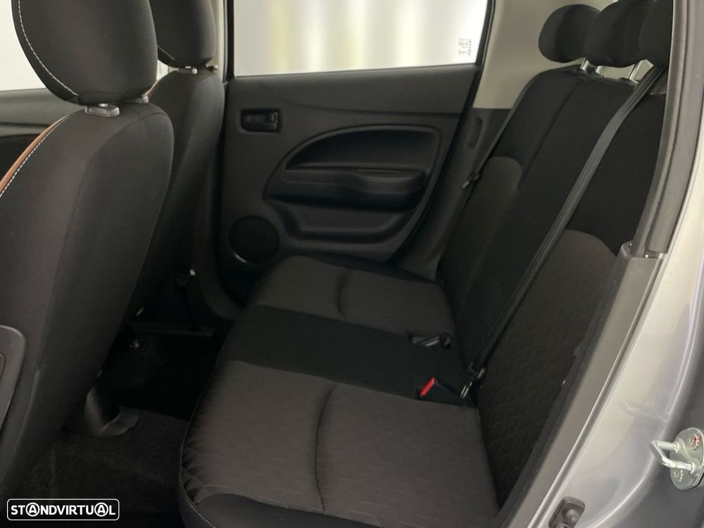 Mitsubishi Space Star 1.2 Intense Cross - 12
