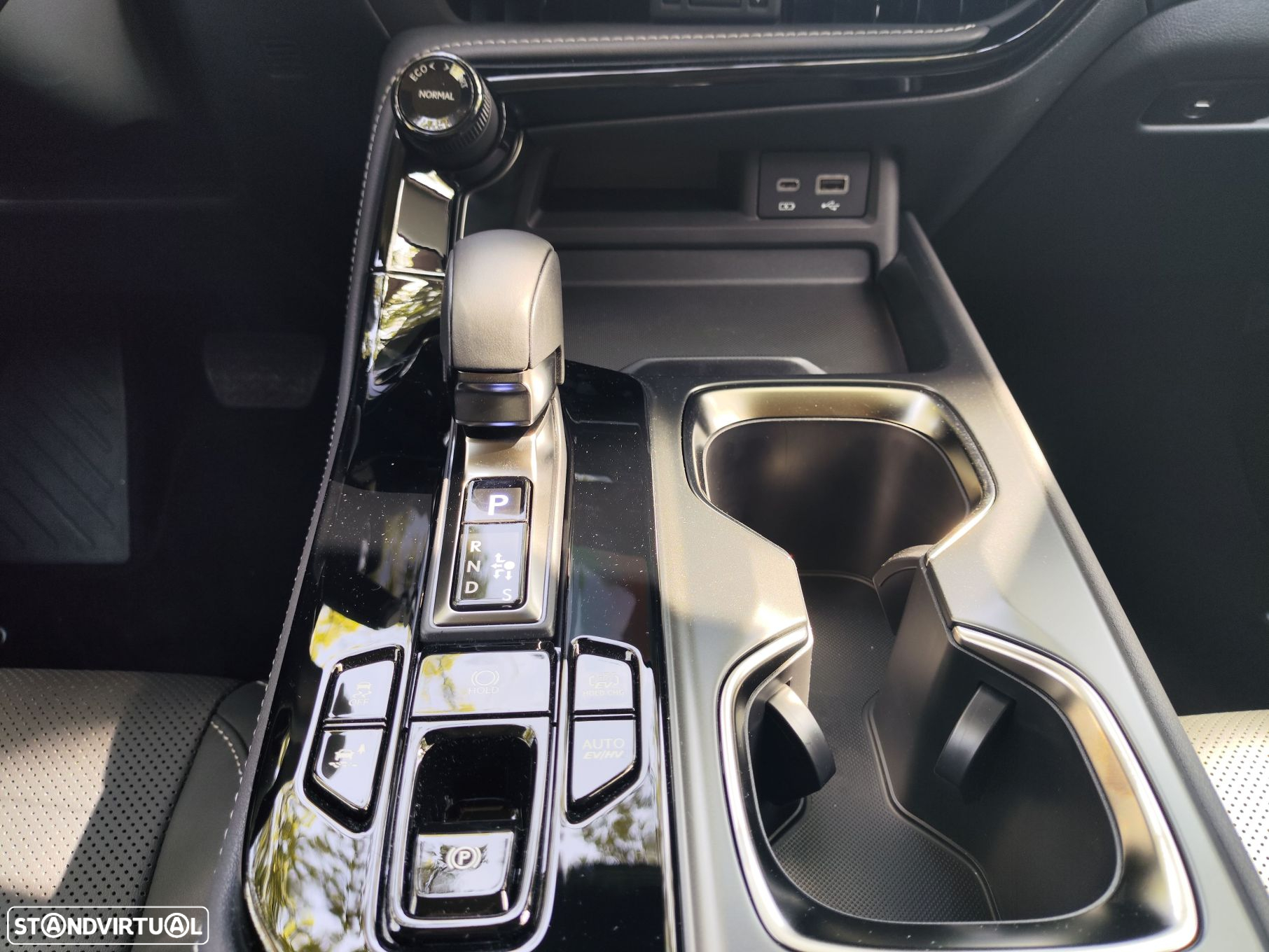 Lexus NX 450h+ - 24