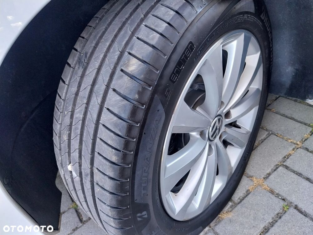 Volkswagen Passat 2.0 TDI DSG BlueMotion Technology Trendline - 12