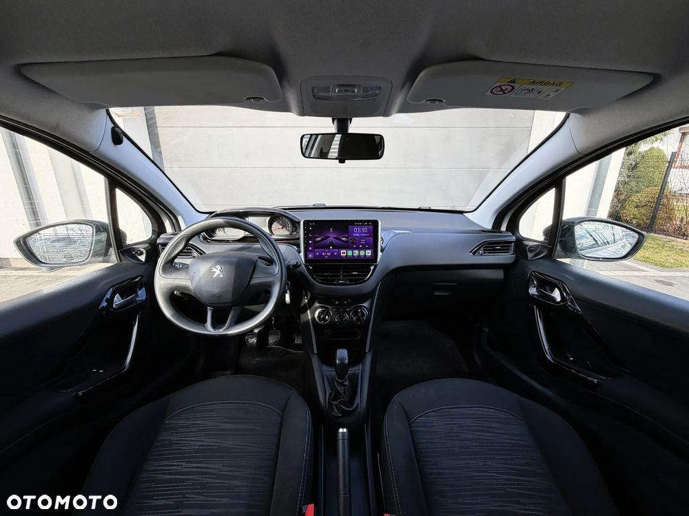 Peugeot 208 - 7