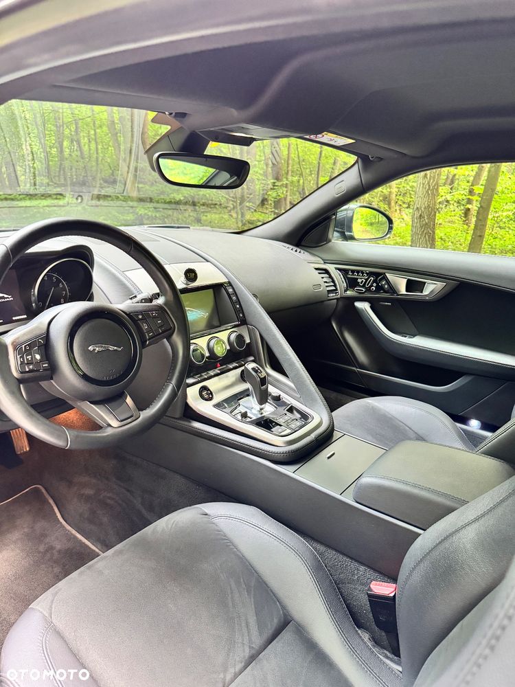 Jaguar F-Type Standard - 16