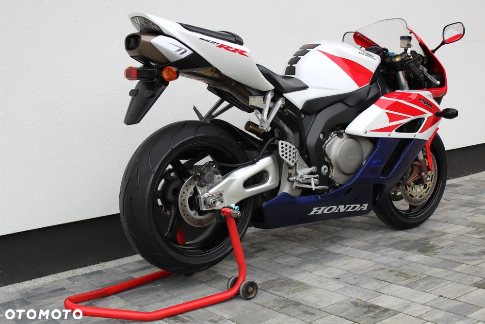 Honda CBR - 6
