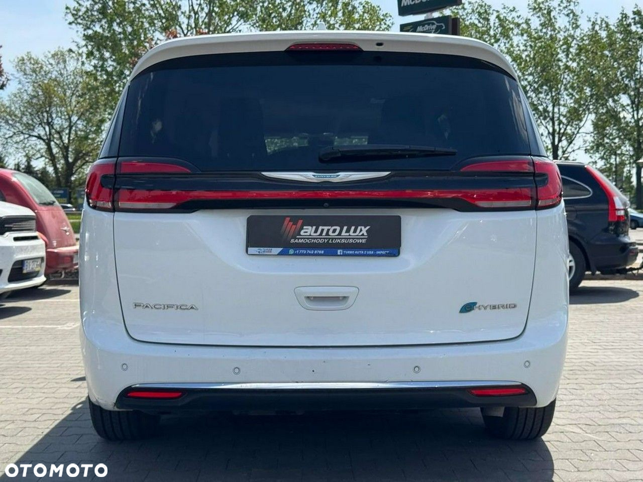 Chrysler Pacifica - 18