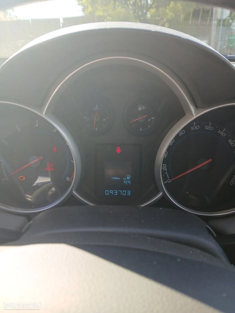 Chevrolet Cruze 1.6 LS - 9