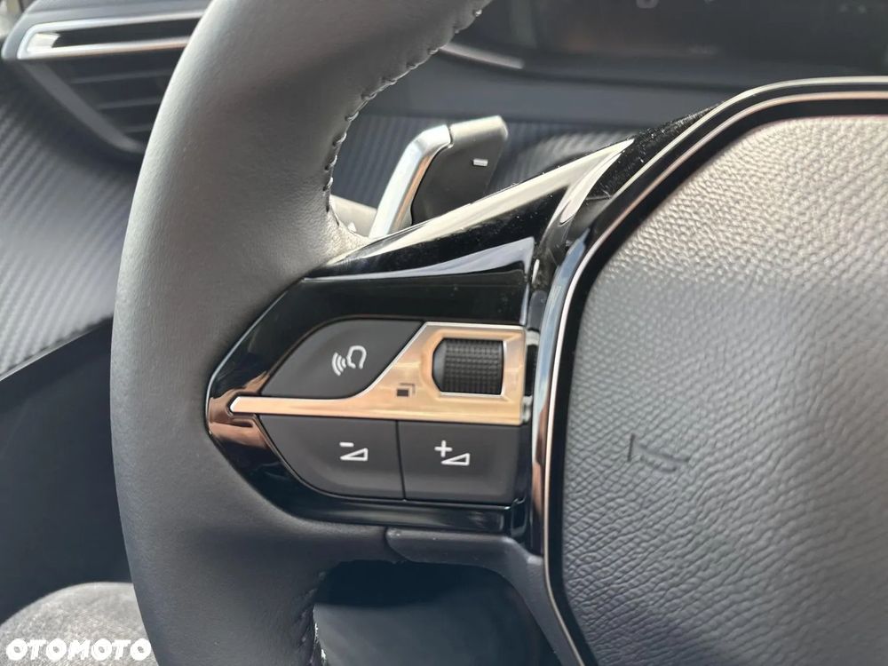 Peugeot 208 1.2 mHEV Allure - 25