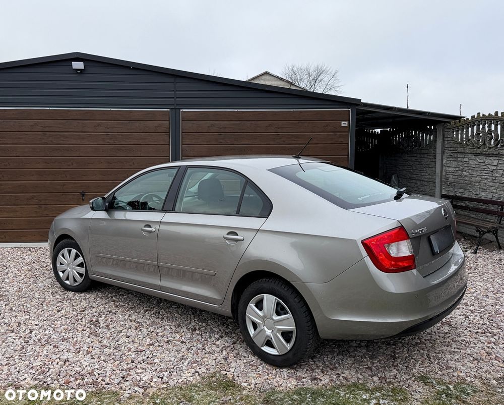 Skoda RAPID 1.4 TSI Style DSG - 7