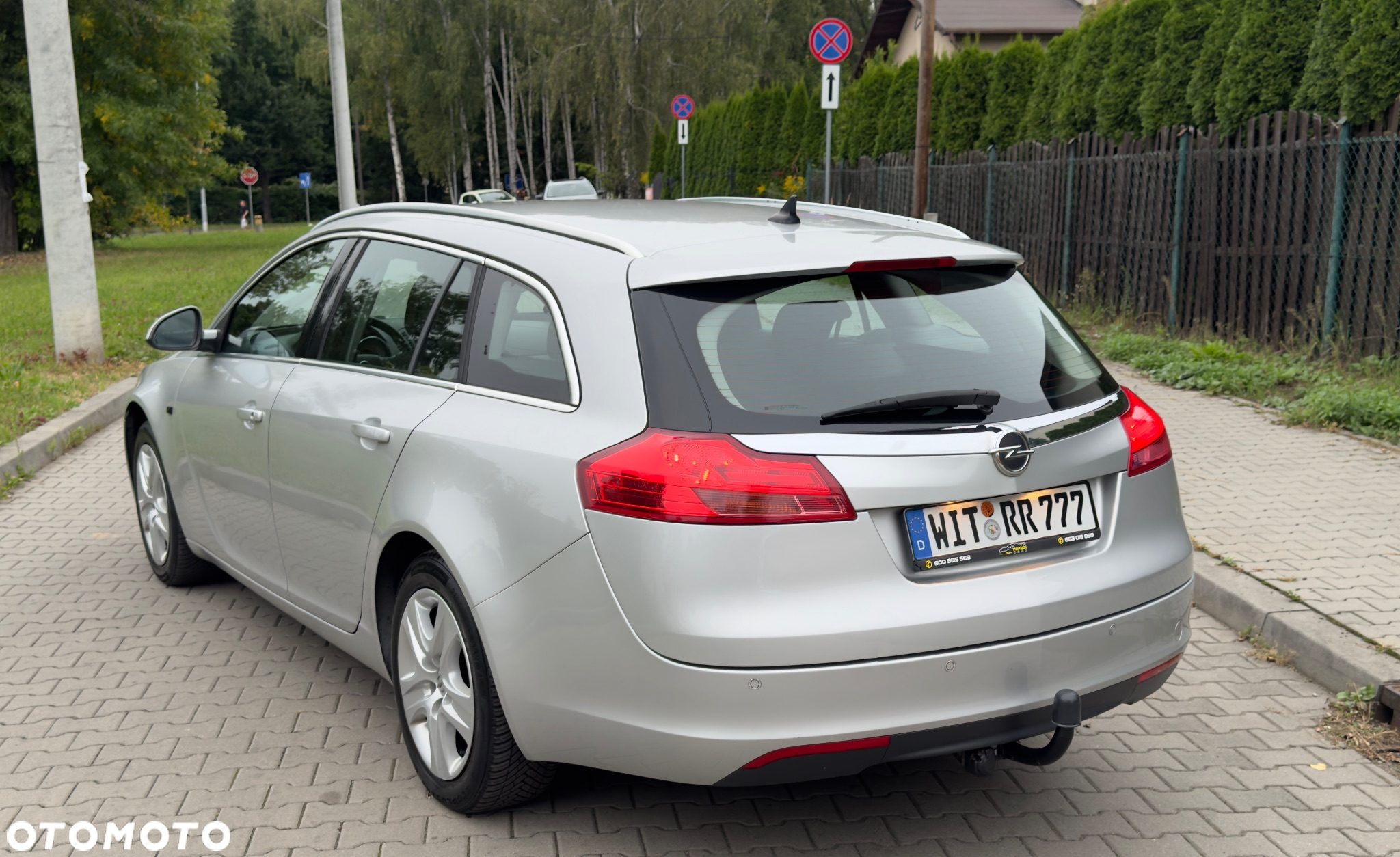 Opel Insignia 1.8 Sports Tourer Cosmo - 4