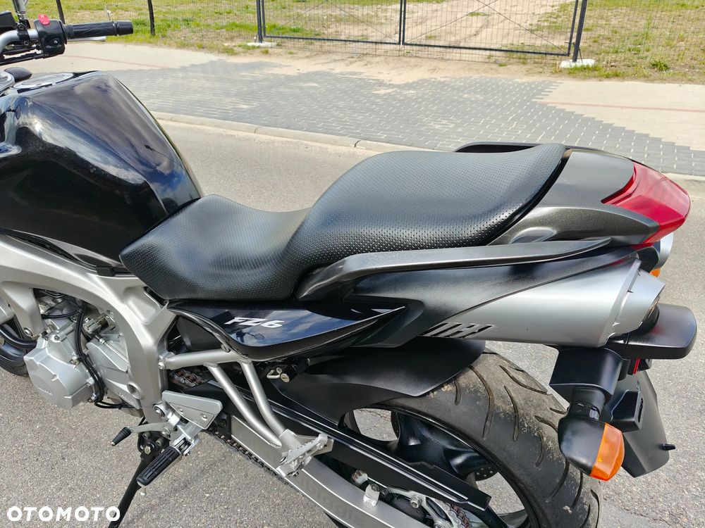 Yamaha FZ6 - 9