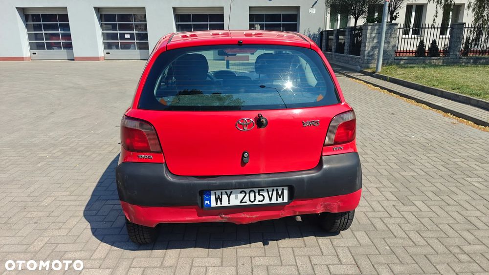 Toyota Yaris 1.0 Base - 7