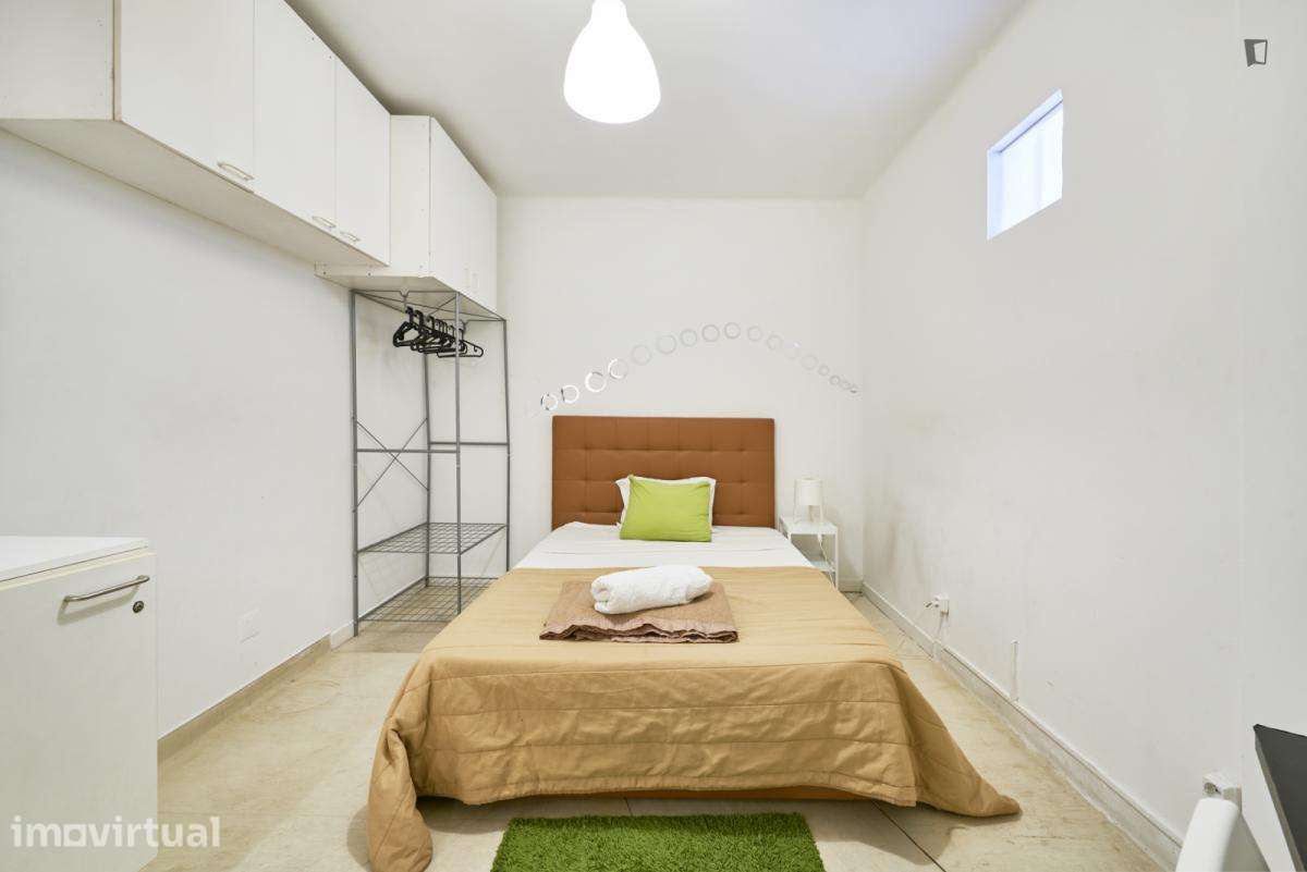 Quarto - localizado em Saldanha Lisbon - Grande imagem: 3/21