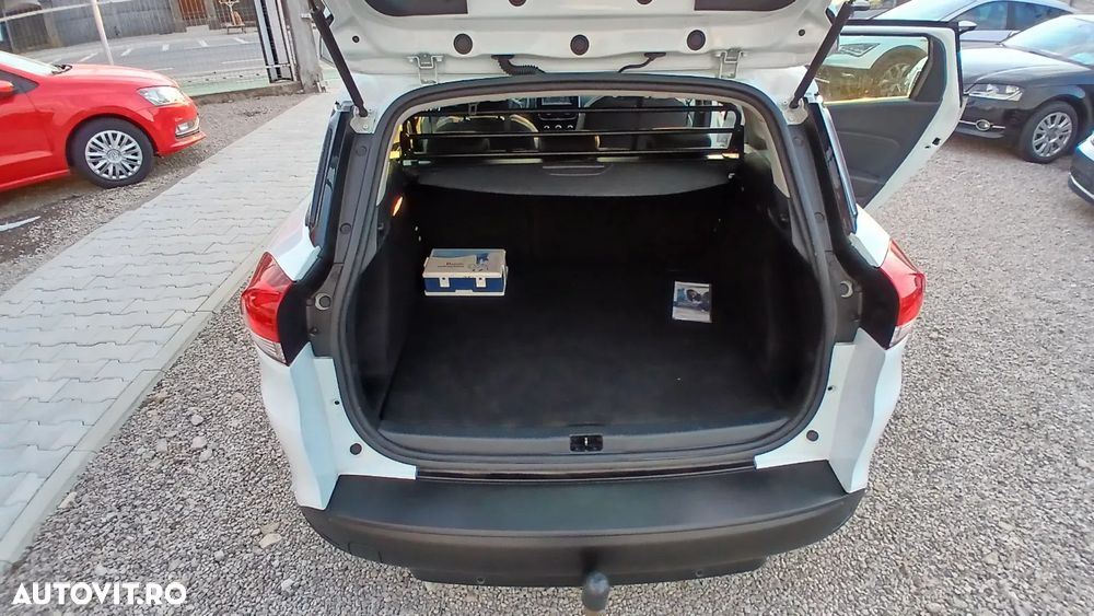 Renault Clio dCi 90 Start & Stop COLLECTION - 8