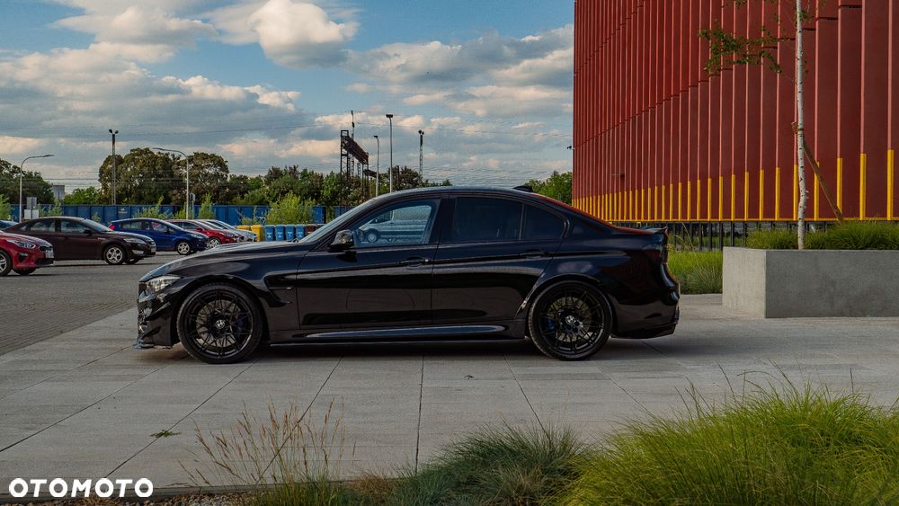 BMW M3 CS DKG - 8
