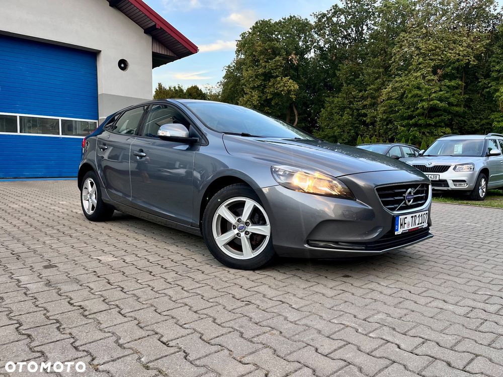 Volvo V40 - 10