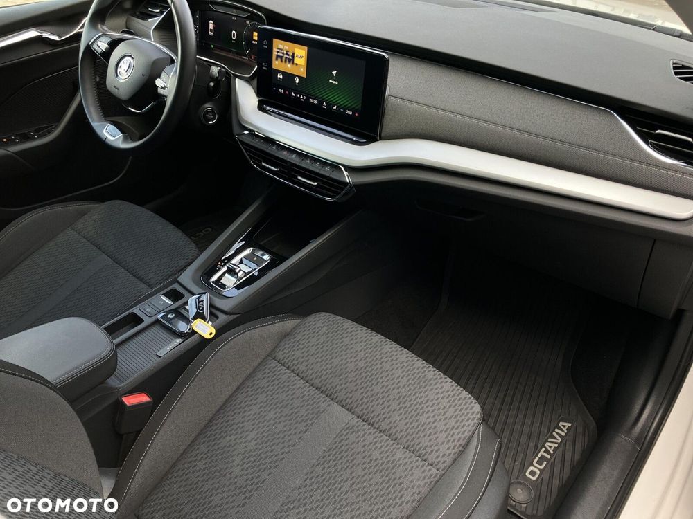 Skoda Octavia - 8