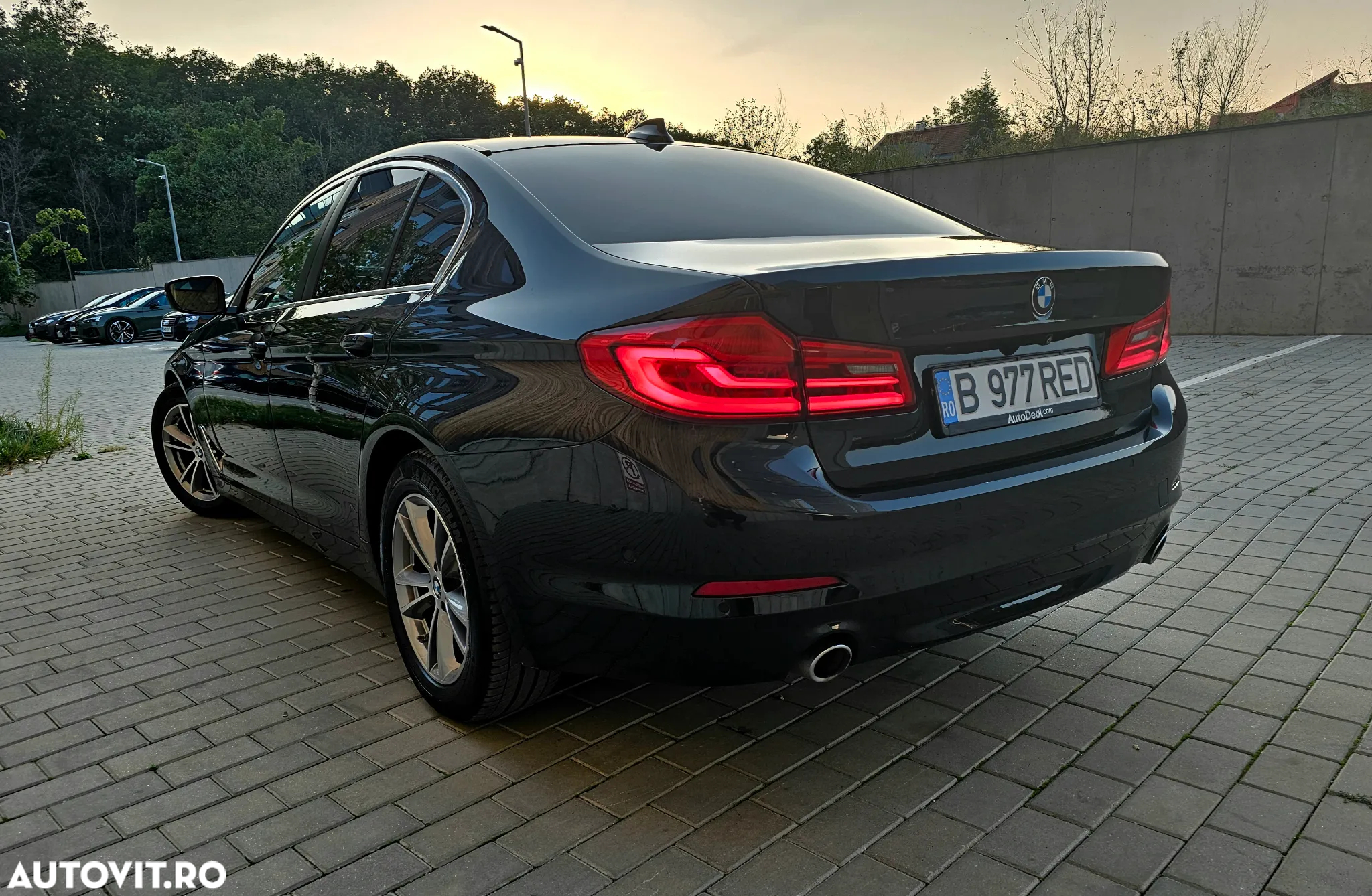 BMW Seria 5 530d xDrive AT - 3