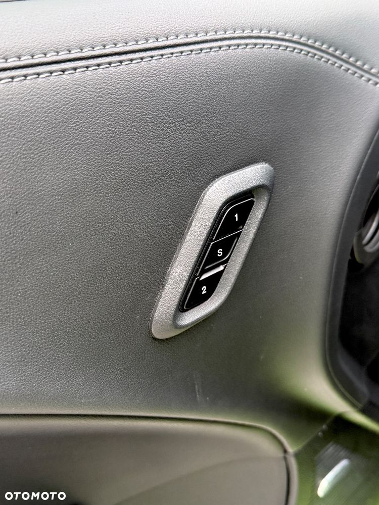 Dodge Challenger 3.6 GT AWD - 27