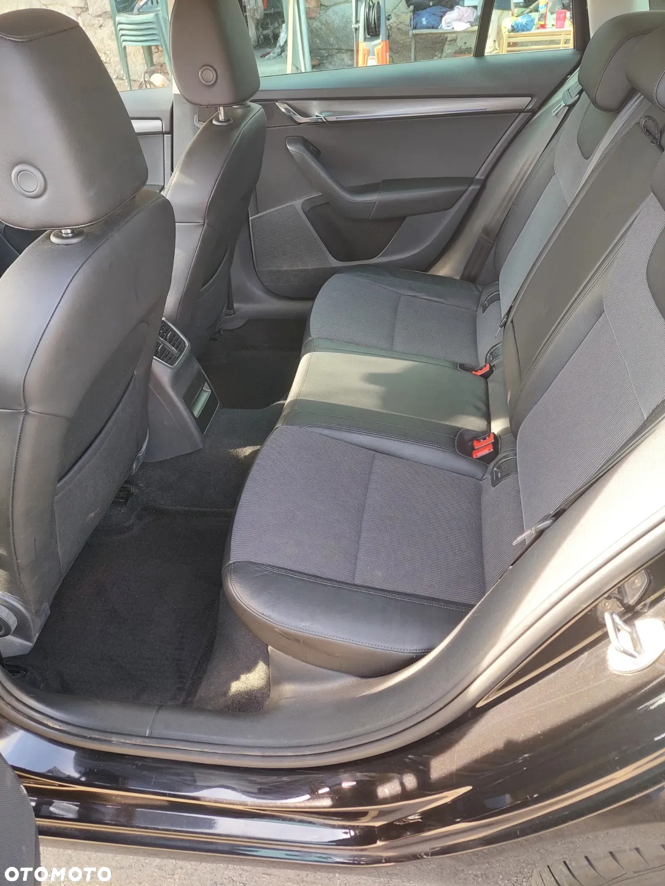 Skoda Octavia 2.0 TDI Ambition DSG - 17