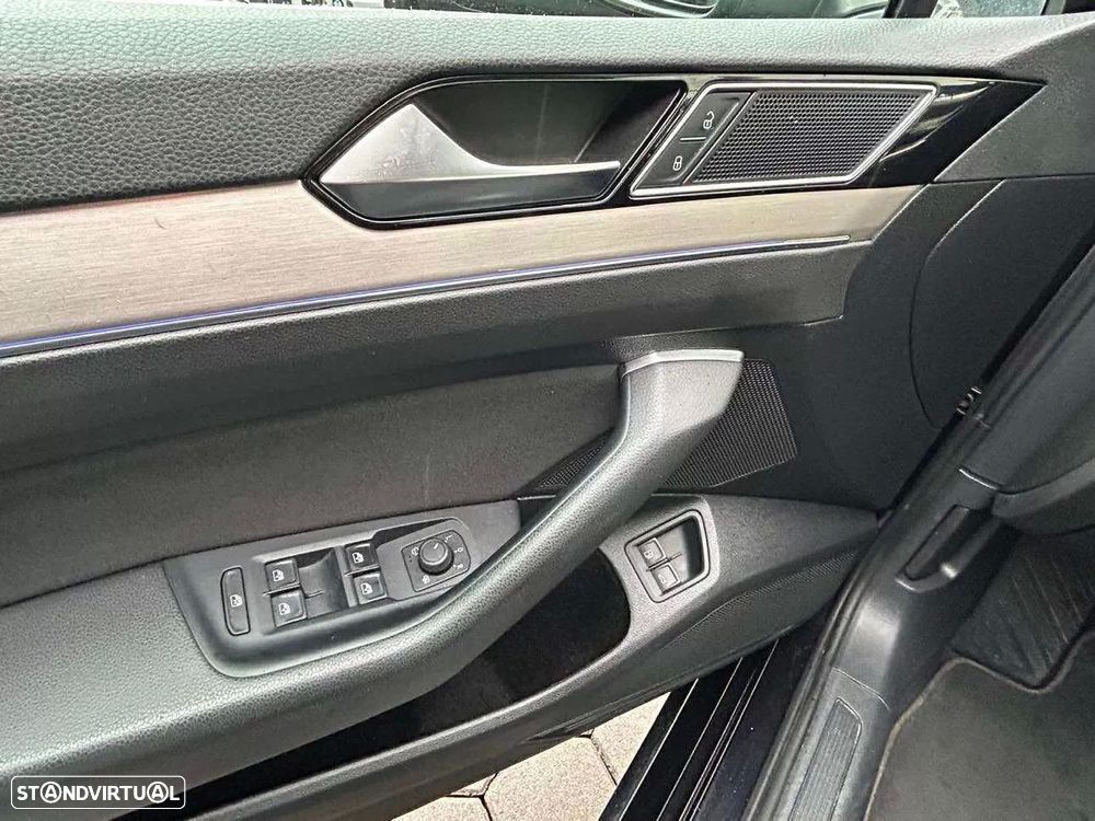 VW Passat 1.4 TSI GTE+ Plug-in - 13