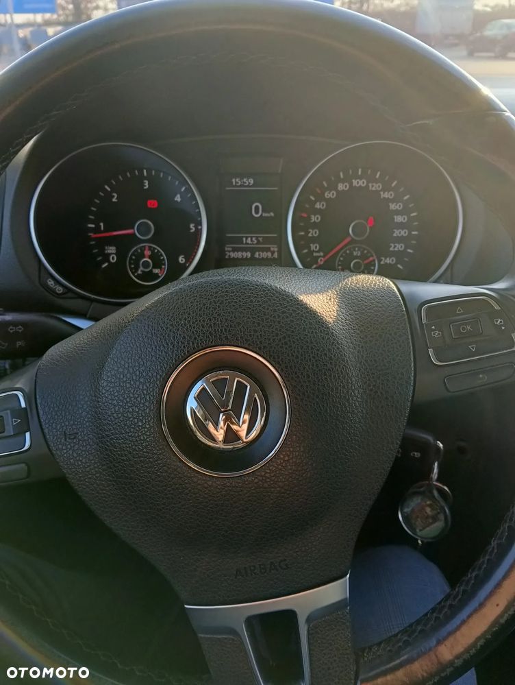 Volkswagen Golf 1.6 TDI Highline - 6
