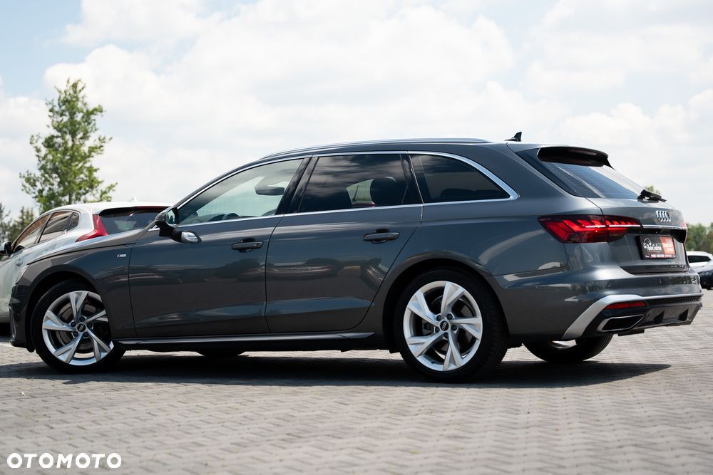 Audi A4 Avant 35 TFSI S tronic S line - 14