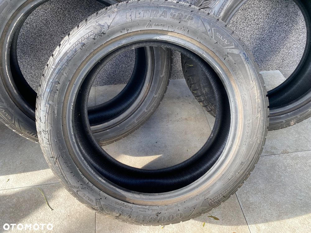 4xOpony Good Year 255/50R20 109V 2019R. 6,36mm - 2