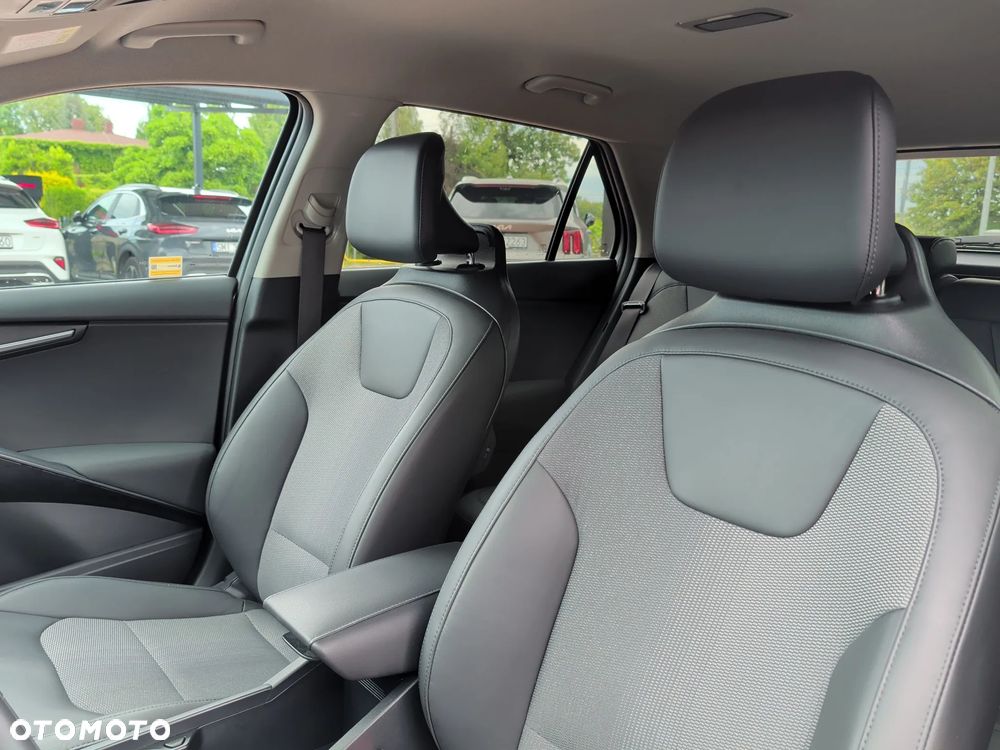 Kia Niro 1.6 GDI Hybrid Business Line - 24