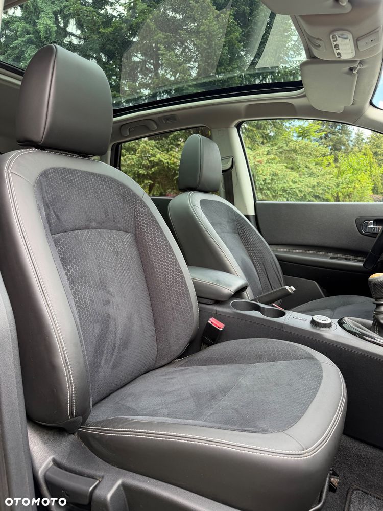 Nissan Qashqai 2.0 4 x 4 tekna - 21