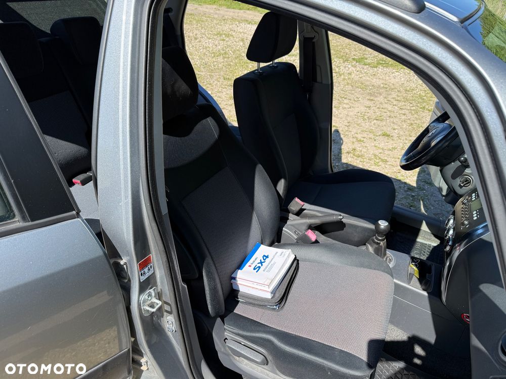 Suzuki SX4 - 9