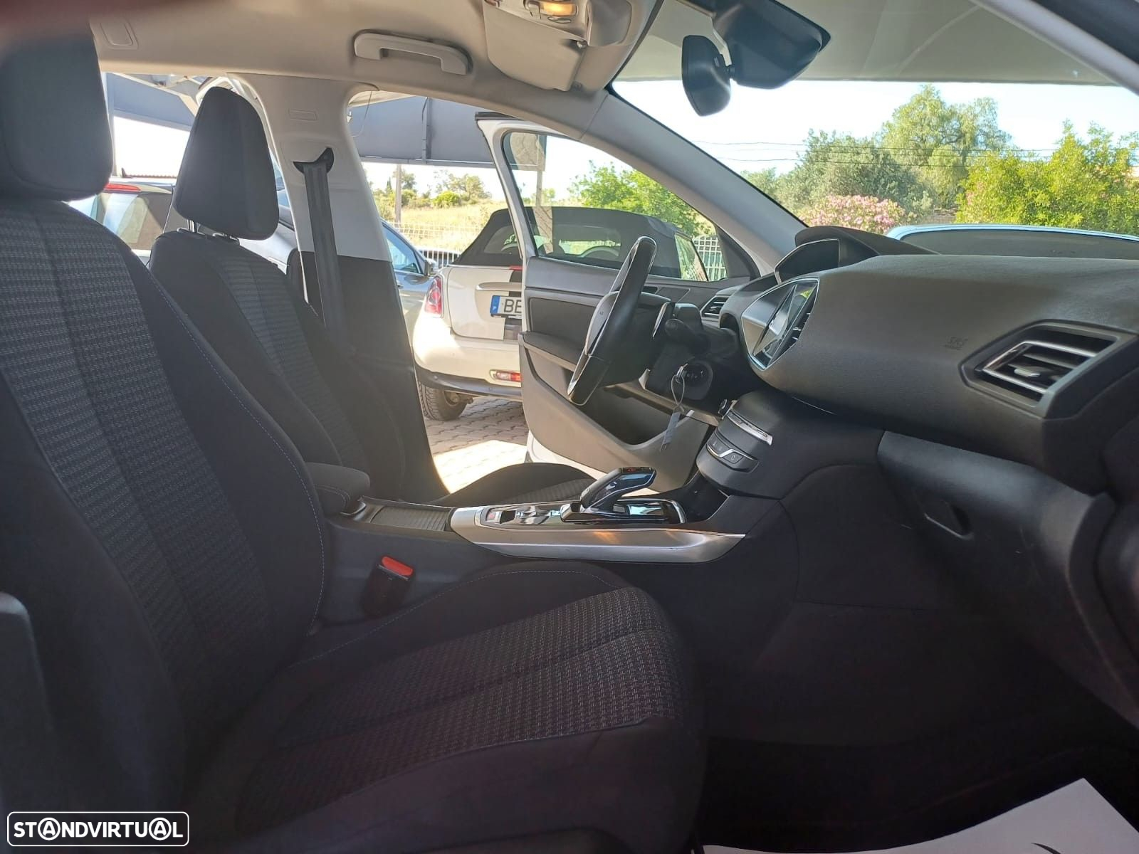 Peugeot 308 SW 1.5 BlueHDi Style EAT8 - 11