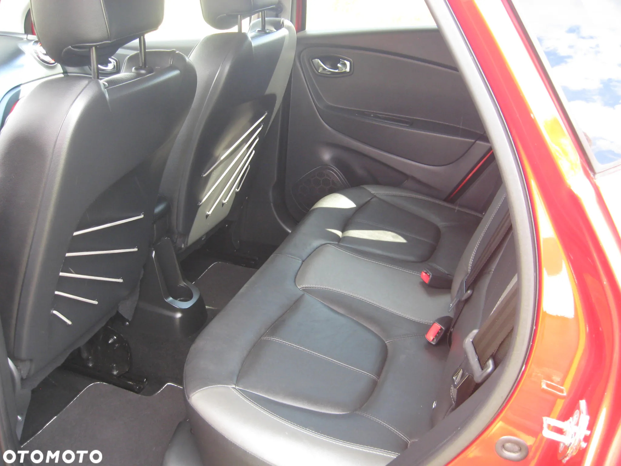 Renault Captur dCi 90 EDC Helly Hansen - 10