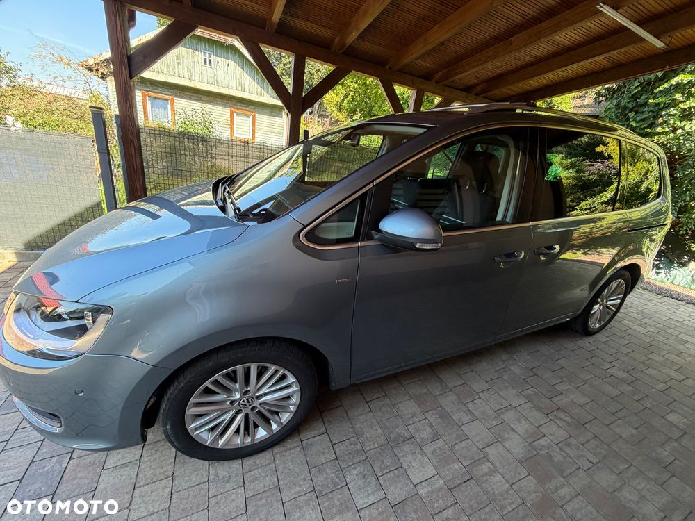 Volkswagen Sharan 2.0 TDI Comfortline DSG - 9