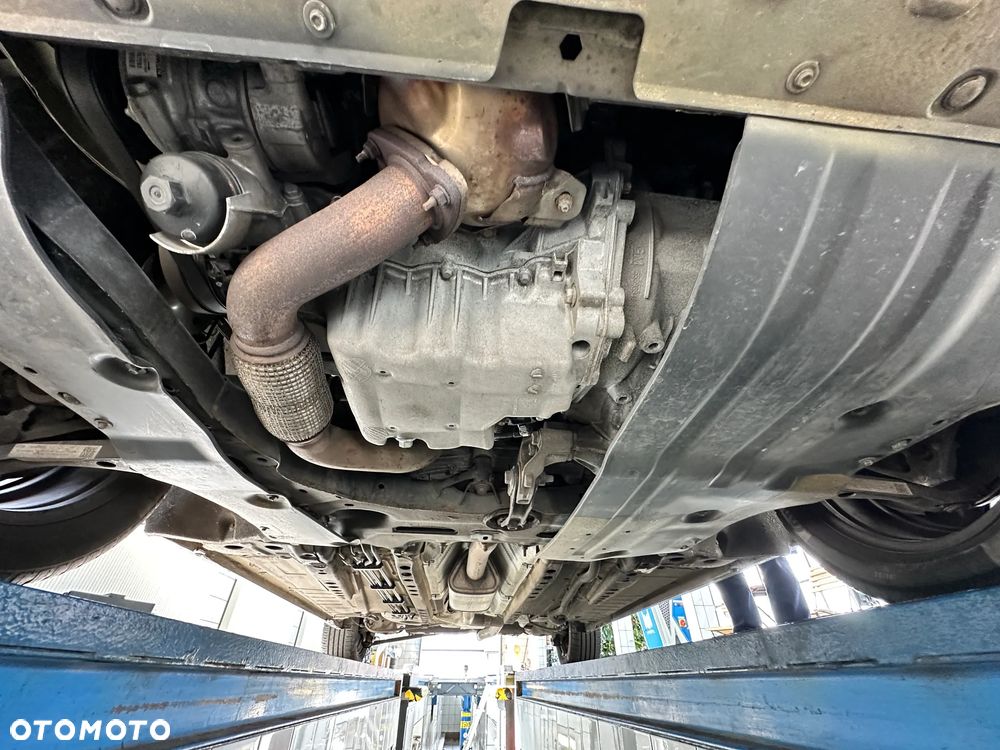 Opel Astra 1.6 Turbo Start/Stop ON - 32