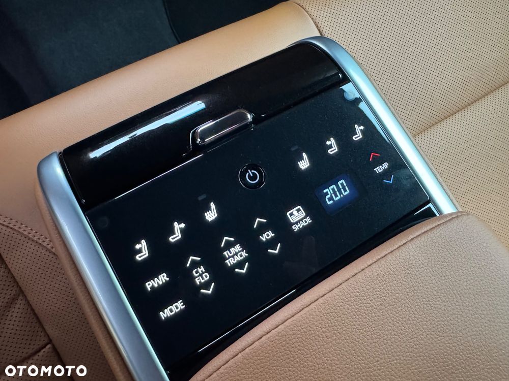 Toyota Camry 2.5 Hybrid Executive CVT - 18