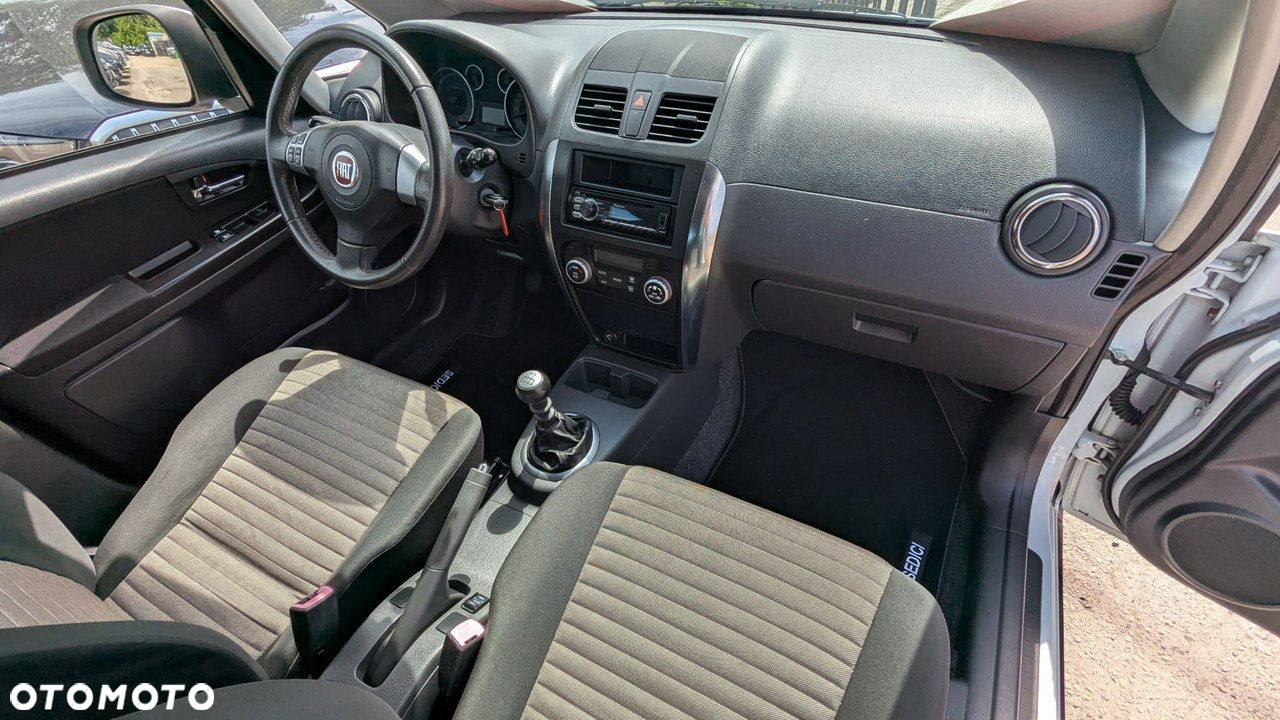 Fiat Sedici - 16