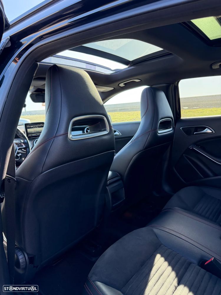 Mercedes-Benz GLA 220 CDI AMG Line 4-Matic - 12