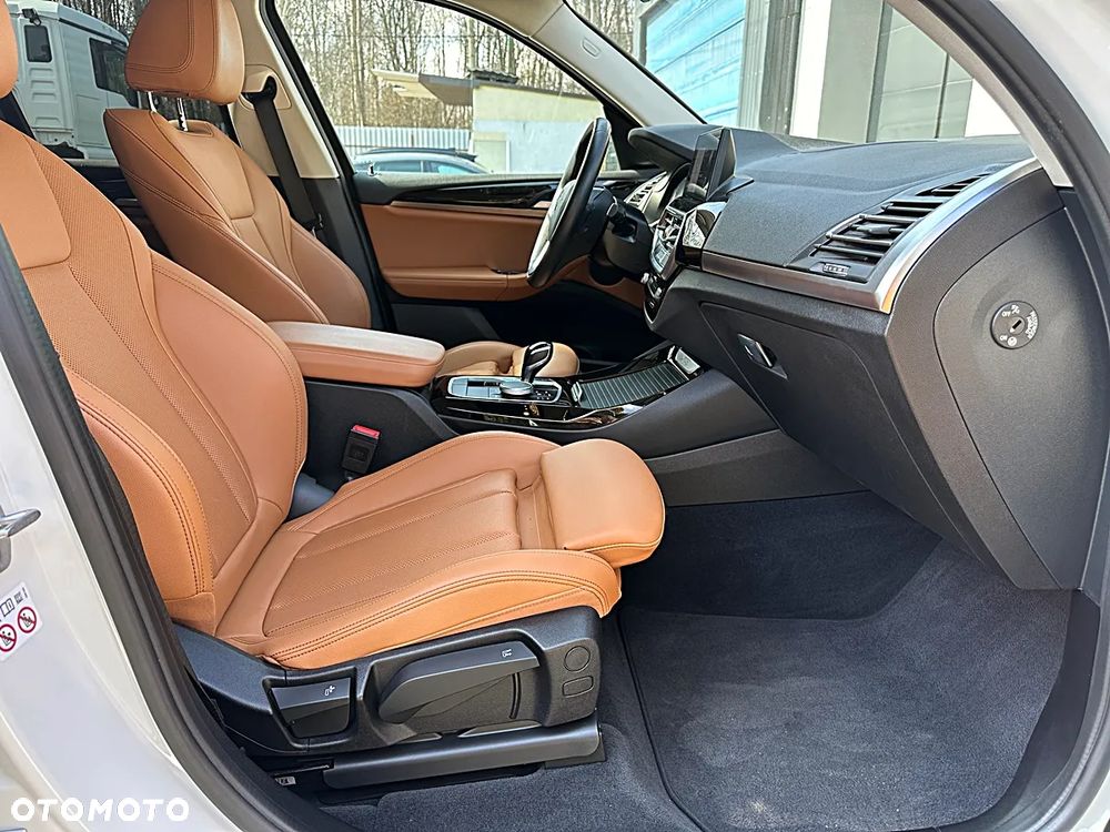 BMW X3 xDrive30e M Sport - 35