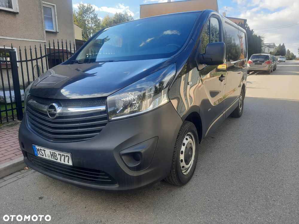 Opel Vivaro - 2