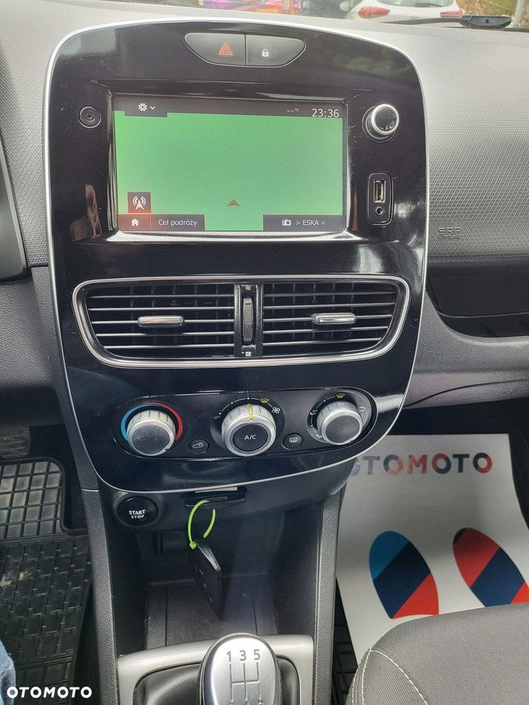 Renault Clio - 28