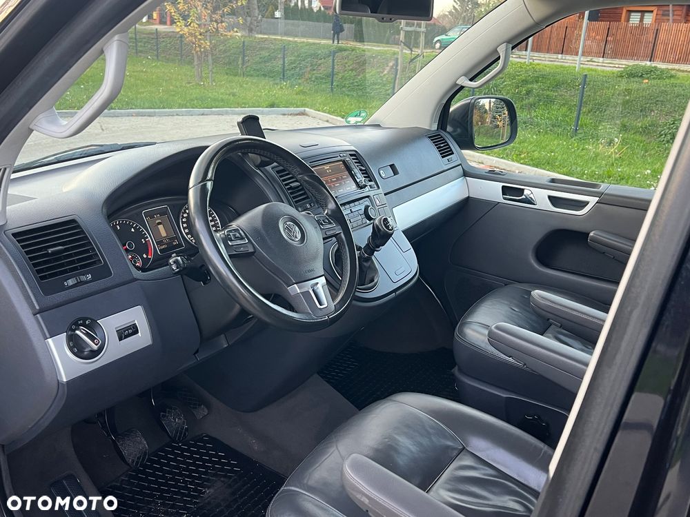 Volkswagen Multivan T5 2.0 BiTDI Euro 5 - 23