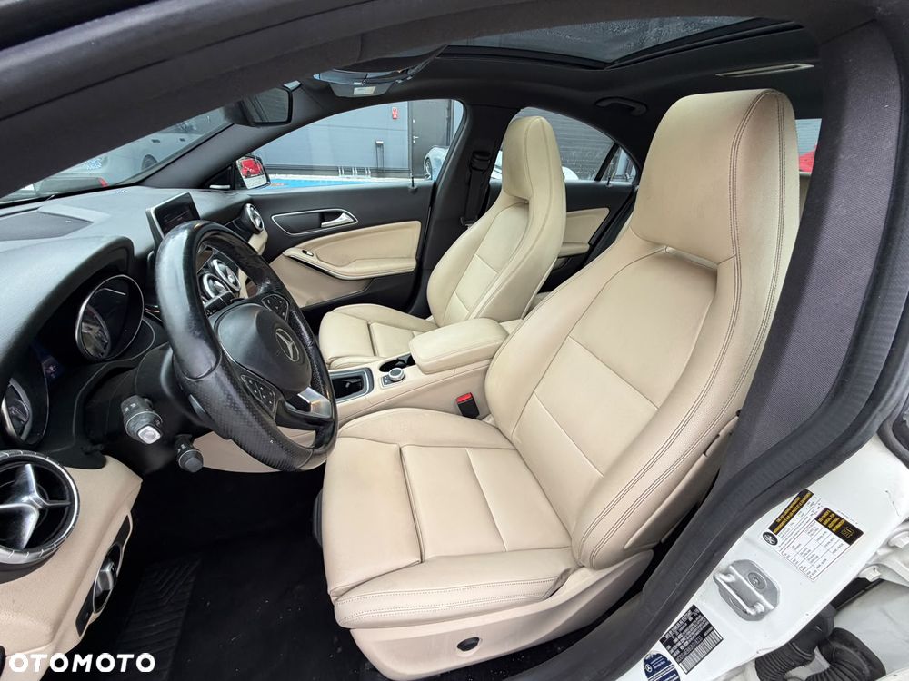 Mercedes-Benz CLA 250 7G-DCT AMG Line - 18
