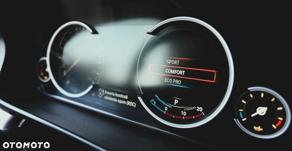 BMW Seria 5 520d M Sport Edition - 32
