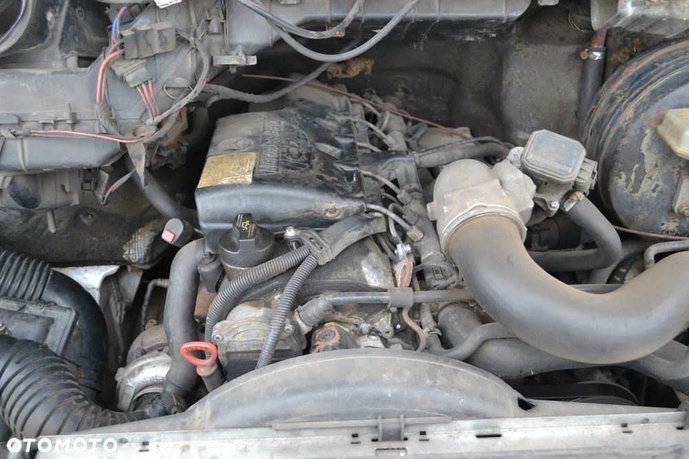 Mercedes-Benz Sprinter - 24